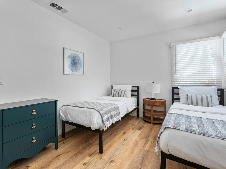 2088 Santa Rosa Ave — Photo 35