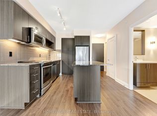18 Graydon Hall Dr #404-C13, Toronto, ON M3A 0A4