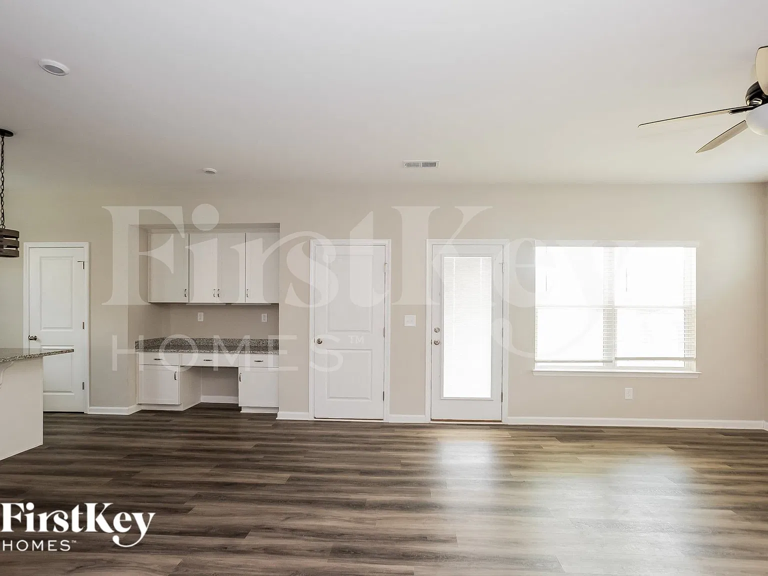 4 bed, 2.5 bath, 2601 sqft, $2,830 — Photo 4