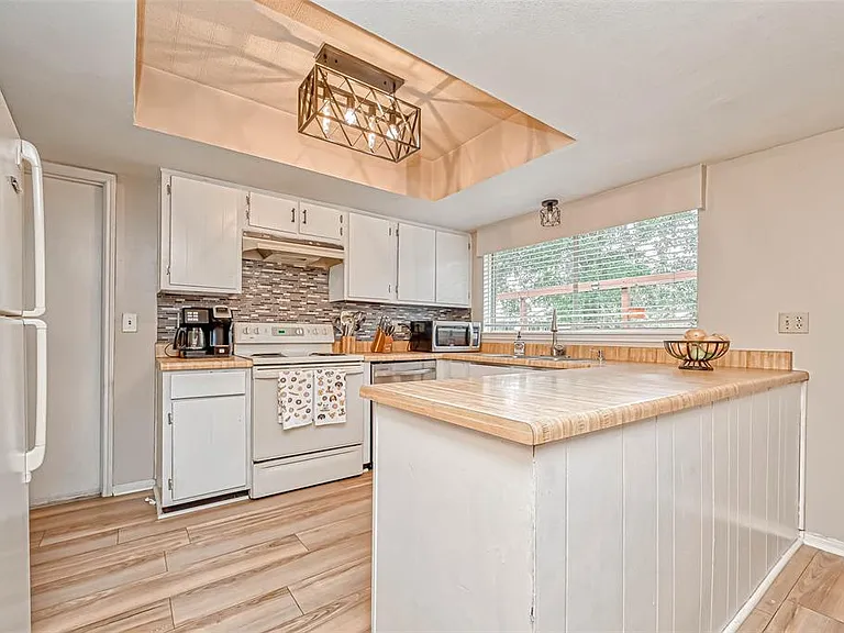 3623 Black Crickett Ct — Photo 33
