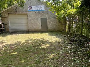 1331 N Robinson St, Philadelphia, PA 19151