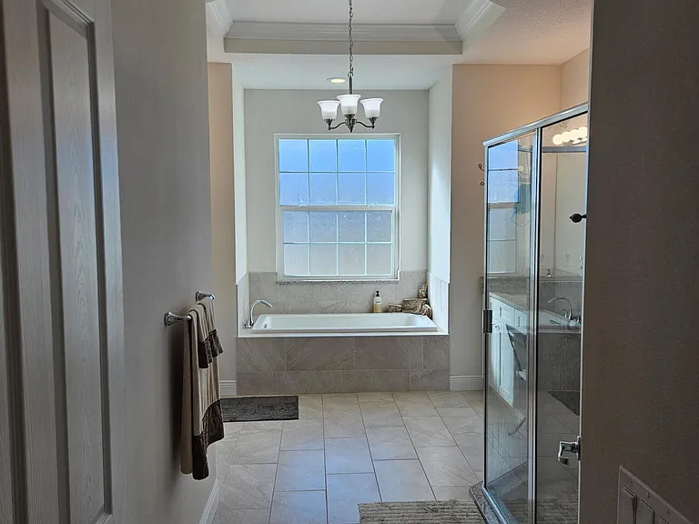 5768 NW Zenith Dr — Photo 15