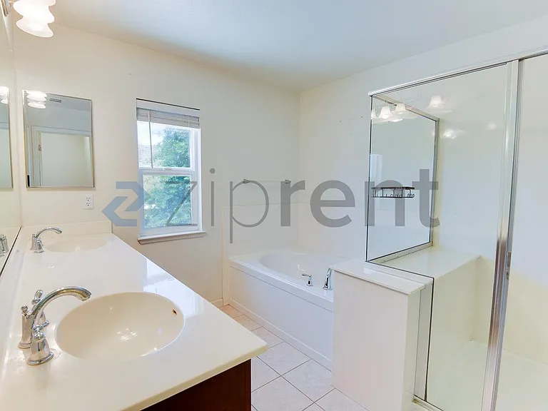 8018 Finchley Ct — Photo 21