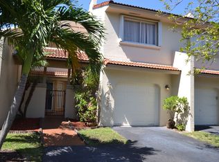 4456 NW 102nd Pl, Doral, FL 33178