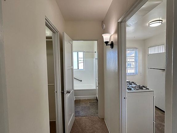 5th image of 3650 4th Ave APT 9
