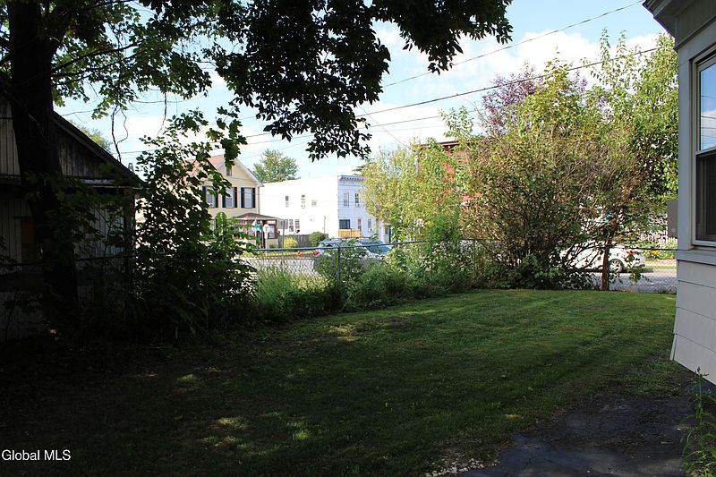 5th image of 1212 3rd Street