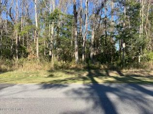 31 Pinewood Dr, Calabash, NC 28467
