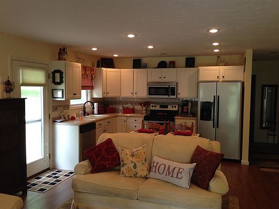 5th image of 7103 S McCormick Ln