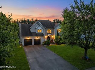 57 Jamestown Rd, Eatontown, NJ 07724