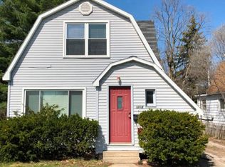 1208 S Union St #1, Traverse City, MI 49684
