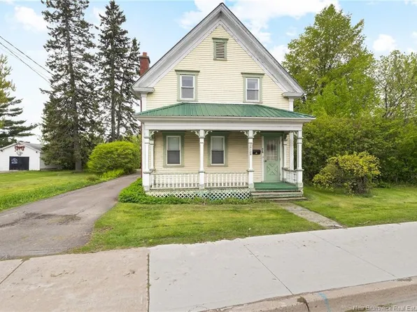 310 Union St, Fredericton, NB E3A 3L9