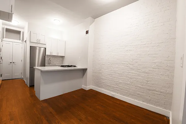 Rented by Corcoran | media 28