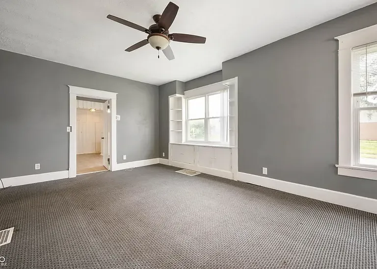 100 N Calvert St — Photo 9