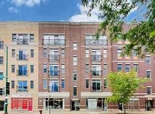 1915 W Diversey Pkwy APT 302, Chicago, IL 60614