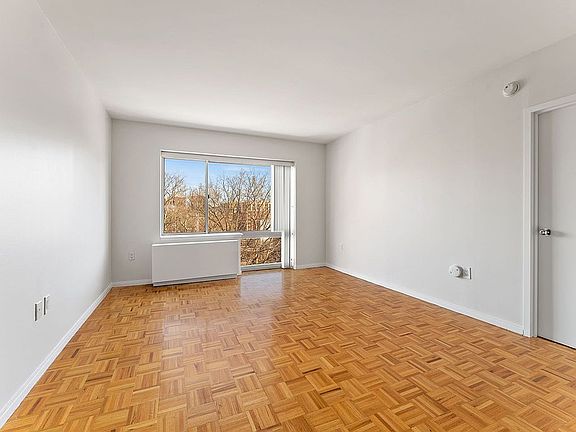 2nd image of 330 W 145th St #708