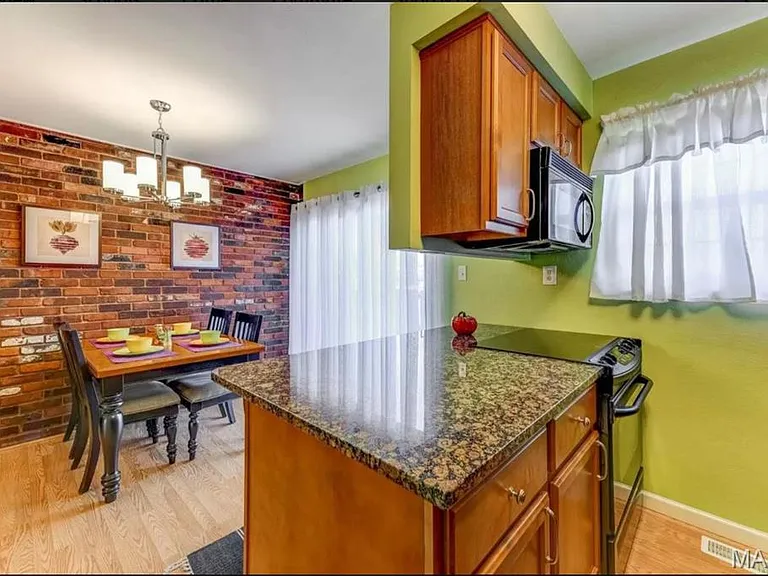 1210 Clarkson Ct #1210 — Photo 10