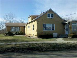 2nd image of 76 Cass St