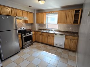 154 Leslie St #1A, Newark, NJ 07112