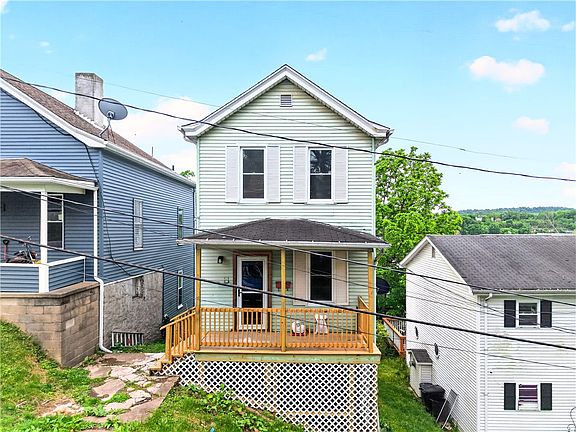 2nd image of 208 Wood St