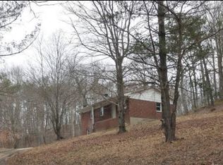 1174 Lilly Ferry Rd, Irvine, KY 40336