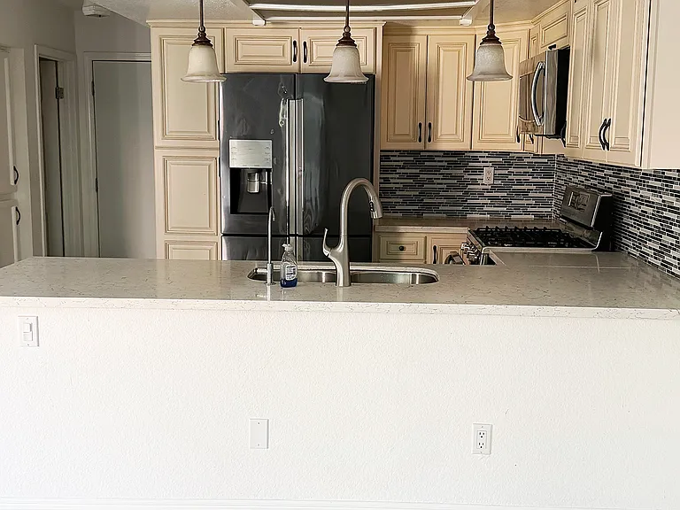 8167 Vineyard Ave #117 — Photo 2
