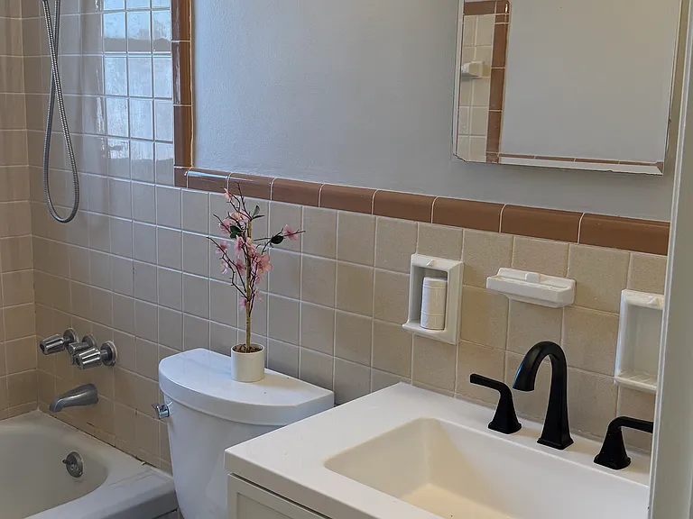 3789 Gardner Ave #3 — Photo 4
