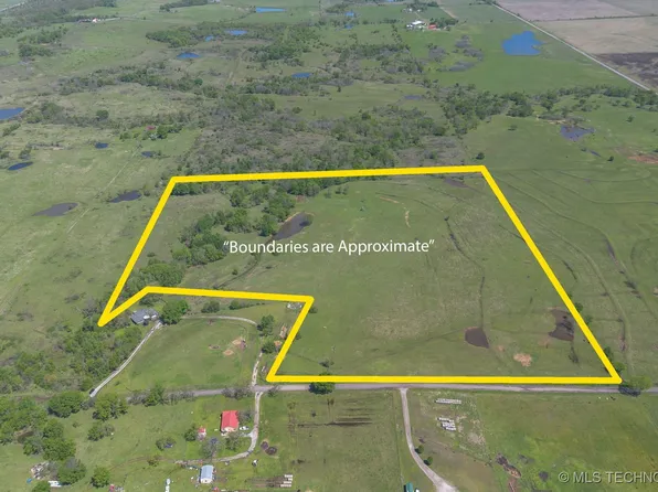 230 East Rd, Vinita, OK 74301