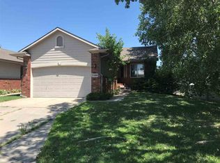 7500 W Cornelison Cir, Wichita, KS 67212