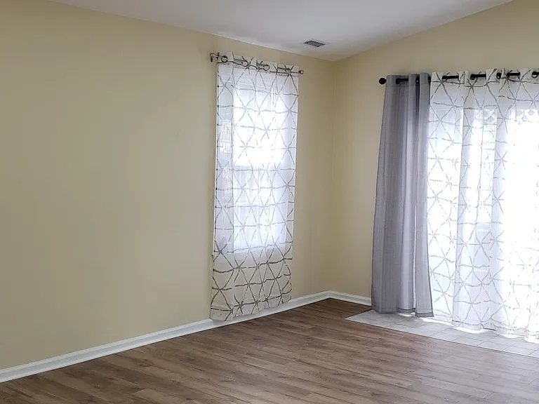 17 Fieldstone Dr — Photo 7