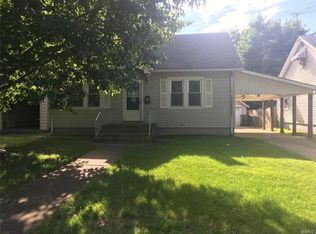 521 N 4th St, Dupo, IL 62239