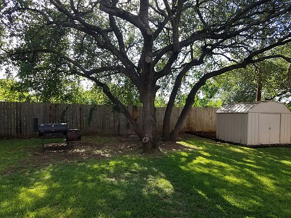 Large and private backyard. 