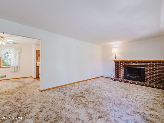 4th image of 10122 Mary Dell Ln