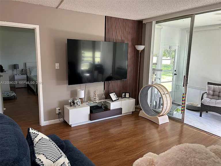 8310 Sands Point Blvd #L110 — Photo 2