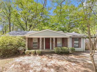 6417 Veracruse Dr, Morrow, GA 30260