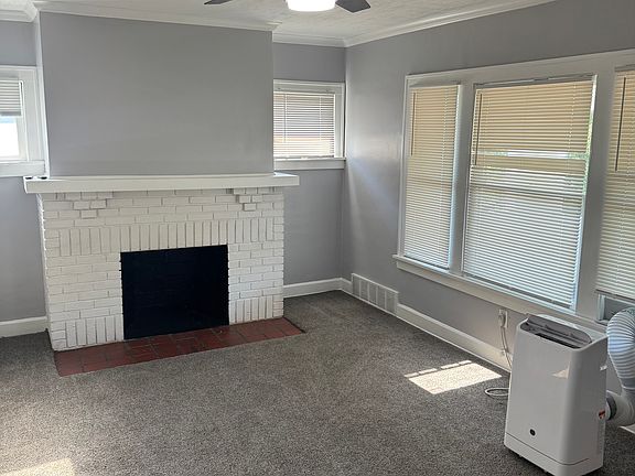 3rd image of 13805 Othello Ave #2