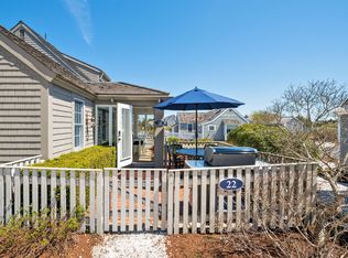 22 Vineyard View Ln, Mashpee, MA 02649