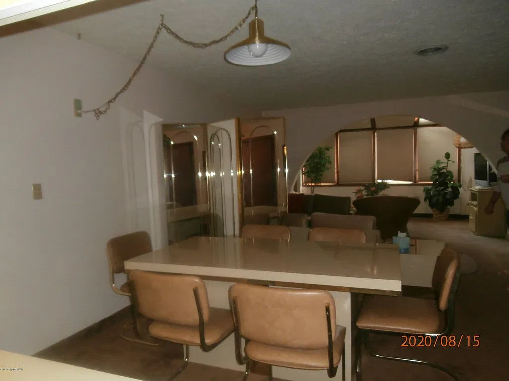 2 bed, 1500 sqft, $1,850 — Photo 4