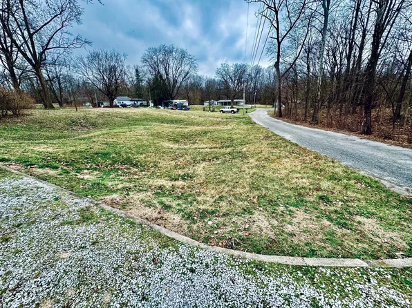 34 Jackson Blvd, Greencastle, IN 46135