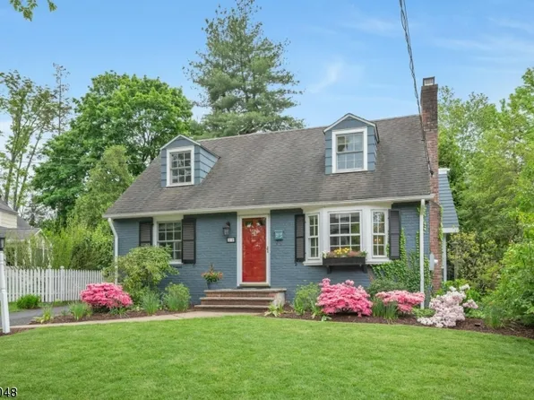 29 Carmine St, Chatham Boro, NJ 07928