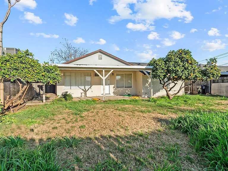 5733 San Vincente Way — Photo 11