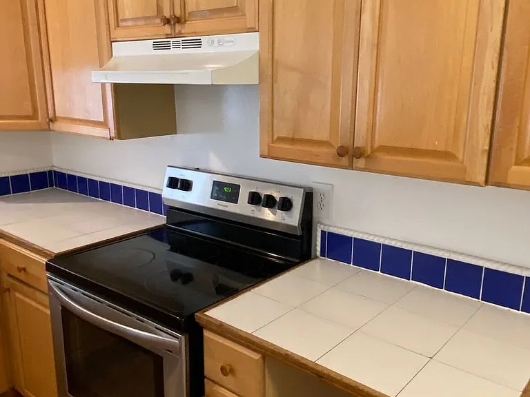 6653 Del Playa Dr — Photo 10