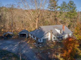 200 Moss Hill Ln, Lake lure, NC 28746
