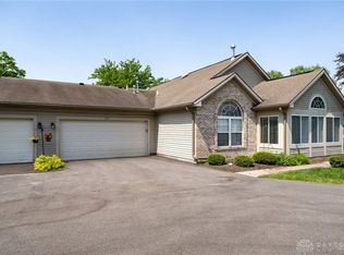 3024 Willow Run Cir, Enon, OH 45323