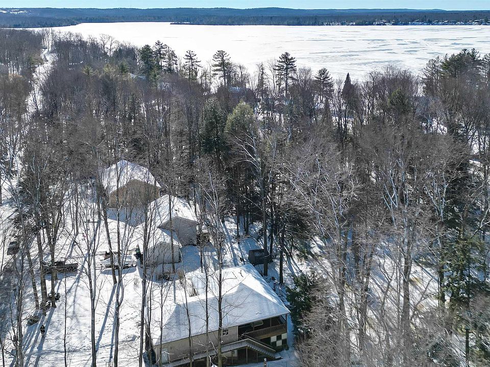 4090 Central Park Dr, Grawn, MI 49637 MLS 1908409 Zillow