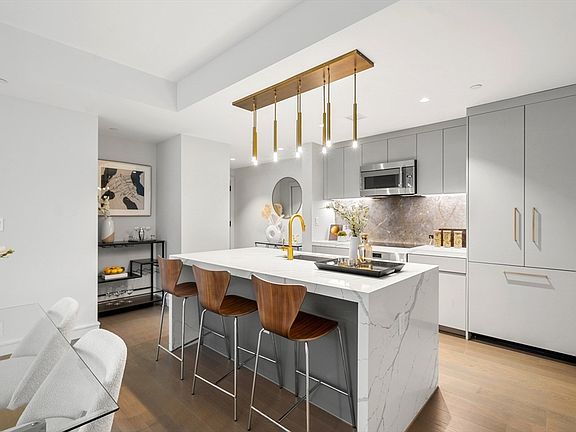 5th image of 55 Lagrange St #1901