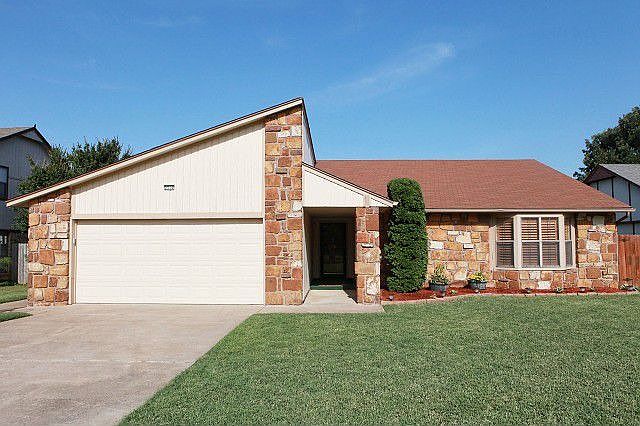 Beautiful 4 bed, 2 bath home in BA Schools!!!