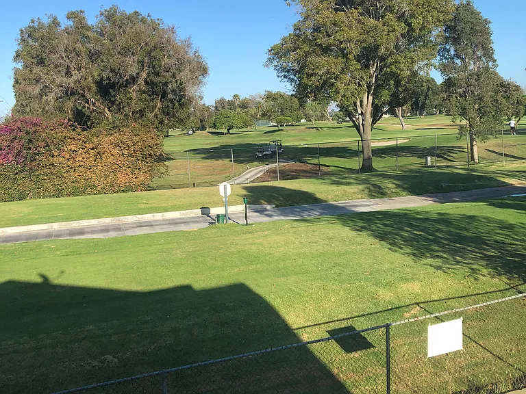 16522 Pro Cir #B — Photo 5