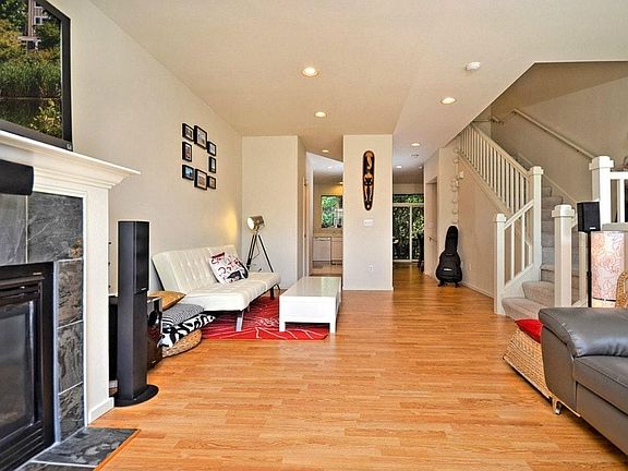 5th image of 16212 NE 90th Ct