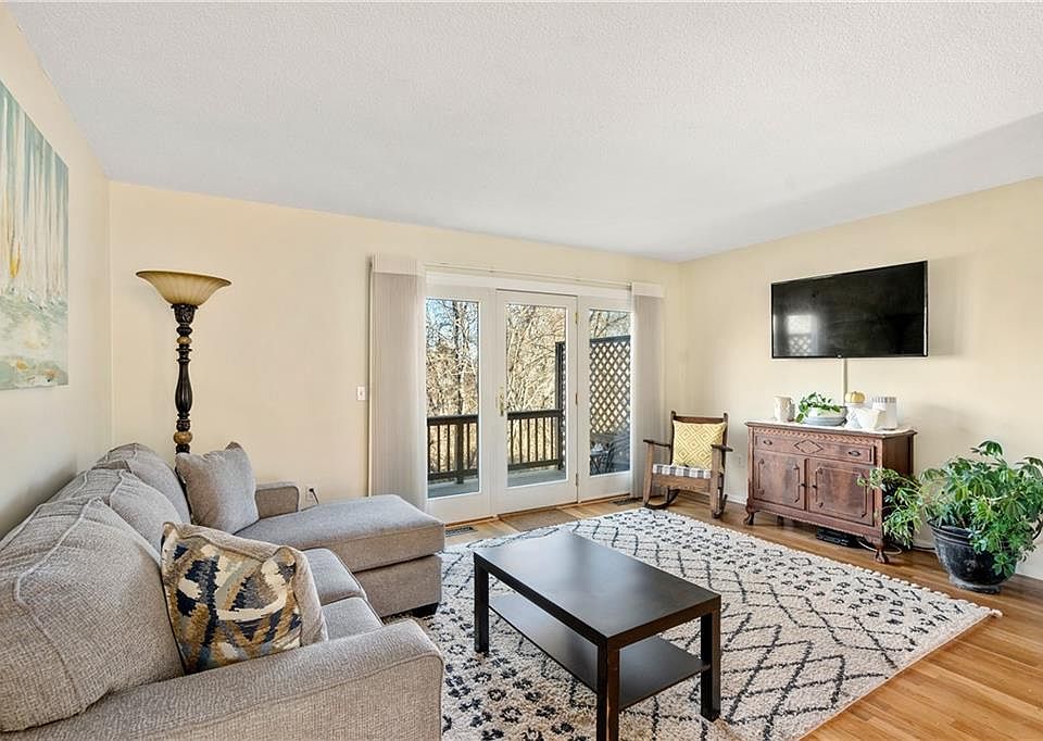 Seaview Condominiums 836 Bullocks Point Ave Riverside RI Zillow