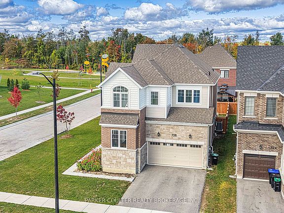2nd image of 728 Mika St